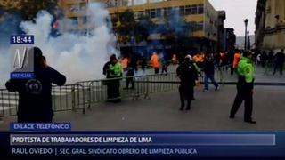 Trabajadores de la Municipalidad de Lima protestaron en la Plaza de Armas