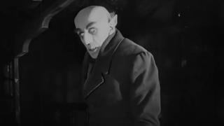 “Nosferatu” cumple un siglo: Cómo la primera película de vampiros sobrevivió el intento de exterminarla