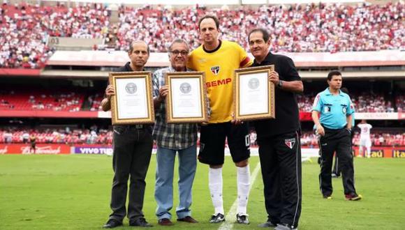 Golero Rogerio Ceni obtuvo certificados de tres récord Guinness