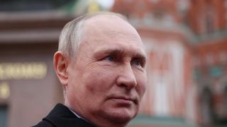 Vladimir Putin aprueba un subsidio para familias con hijos y embarazadas desde 2023