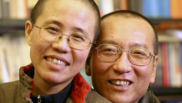 La poetisa Liu Xia junto a su esposo y ganador del Premio Nobel de la Paz, Liu Xiaobo.
