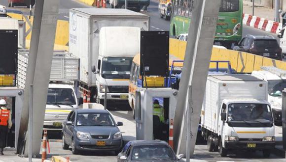 Oficializan devolución del 40% de los peajes a transportistas. (Foto: GEC)