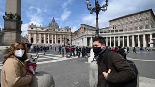 Vaticano introduce el delito de pedofilia en el Código de Derecho Canónico 