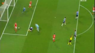 Gremio vs. Internacional: Paolo Guerrero y el gol en off-side que asustó a todo el Arena Do Gremio | VIDEO