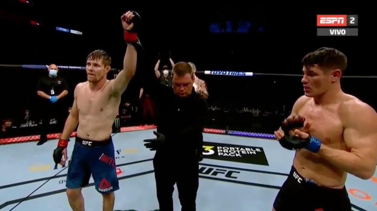 Mitchell venció a Rosa por decisión unánime | Foto: UFC