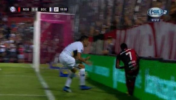Boca vs. Newell's EN VIVO vía FOX Sports 2: Emmanuel Más recibió tarjeta amarrilla por empujón | VIDEO. (Foto: Captura de pantalla)