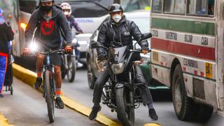 Más de 1.000 conductores fueron multados por invadir y obstruir ciclovías en Lima