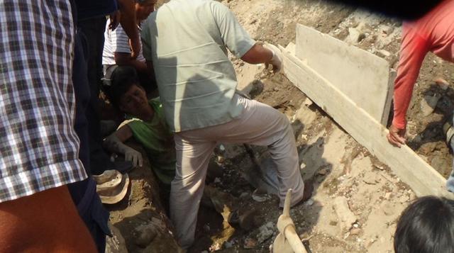 Obrero quedó sepultado en Cieneguilla: así fue el rescate - 2