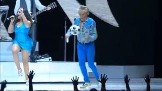 Rod Stewart demandado por causar lesión con un balón de fútbol