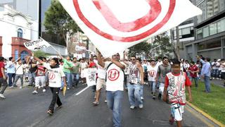 Barristas de Universitario protagonizan actos vandálicos en Lima