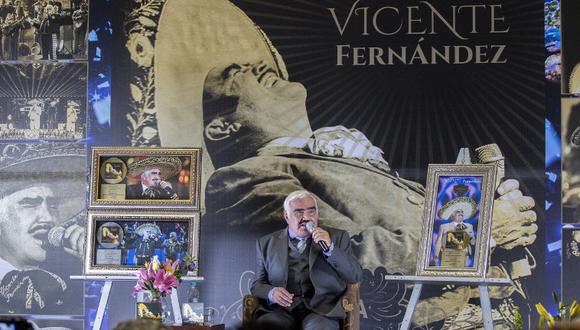 Vicente Fernández lanza "Más romántico que nunca”, primer disco tras dejar los escenarios | Fotos: AFP