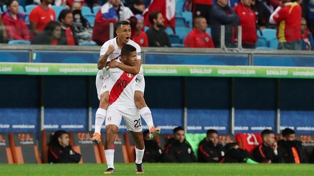 Perú vs. Chile. (Foto: AFP)