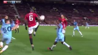 Pogba y los 'jueguitos' con el balón ante el Manchester City