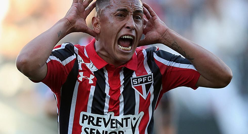 Christian Cueva ha sido el centro de atención de los hinchas del Sao Paulo, tras el importante empate obtenido en casa del Corinthians gracias a su gol. (Foto: Getty Images)