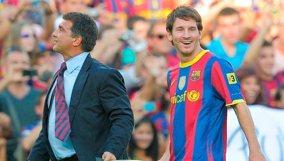 Joan Laporta aclaró la versión sobre Lionel Messi jugando gratis por Barcelona. (Foto: AFP)