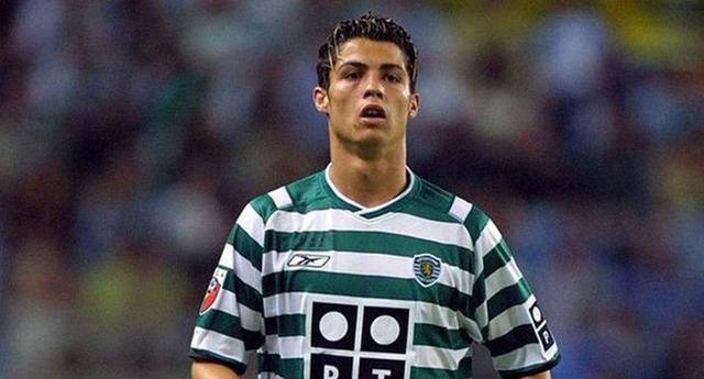 Cristiano Ronaldo conquistó su único título con el Sporting Lisboa en el 2002: la Supercopa de Portugal. (Foto: AFP)