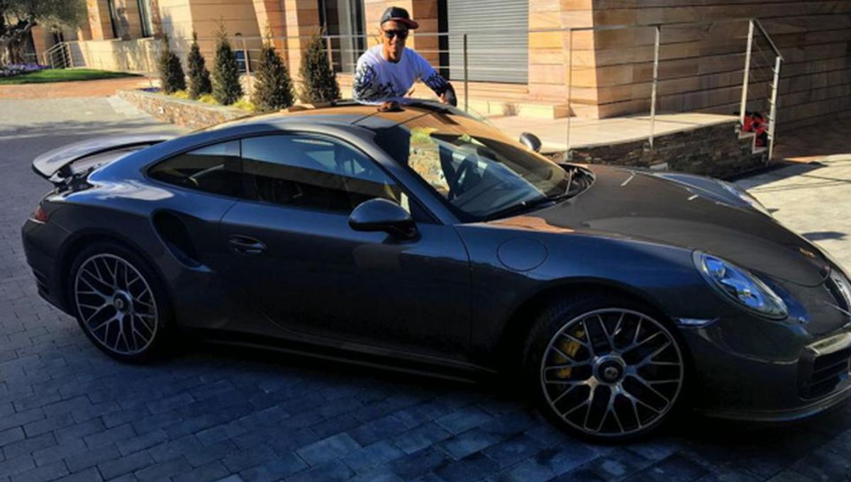 El 911 Turbo S de Cristiano Ronaldo está valorizado en 220 mil dólares. (Foto: Instagram)