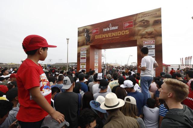 Los peruanos no quieren perderse los detalles del Dakar 2019. (Foto: César Campos/GEC)