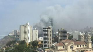 Miraflores: las imágenes que dejó incendio en Larcomar [FOTOS]