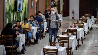 Restaurantes: ¿por qué podrán operar solo con un aforo del 40%?