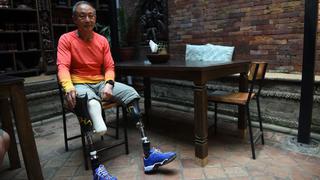 Alpinista chino amputado de las dos piernas quiere conquistar el Everest [VIDEO]