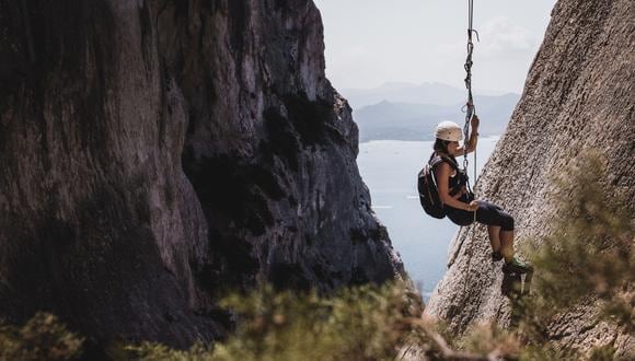 (Descenso en rápel - Foto: Pexel)