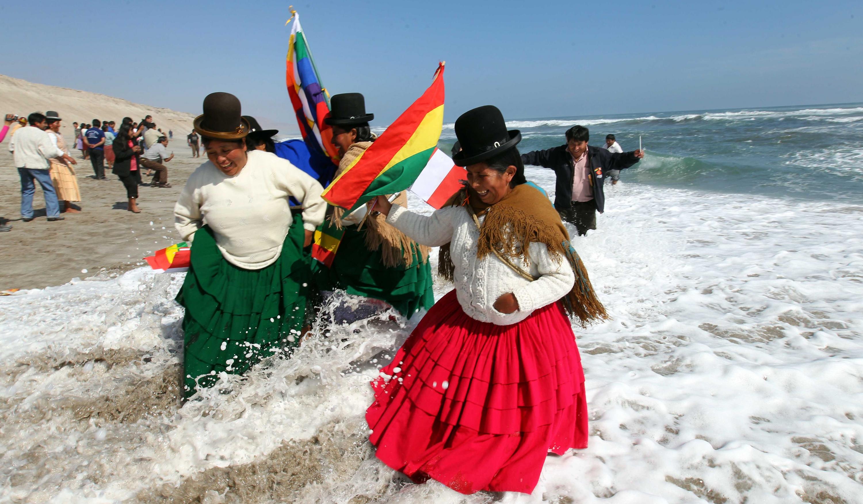 Bolivia Mar, la playa que Perú le cedió a Bolivia y que lleva 26 años en abandono. (El Comercio / Rolly Reyna).