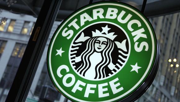 Starbucks está en el centro de la polémica en estados Unidos. (AP).