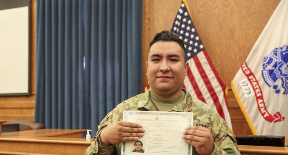 How to apply for naturalization if I am a member of the United States Armed Forces