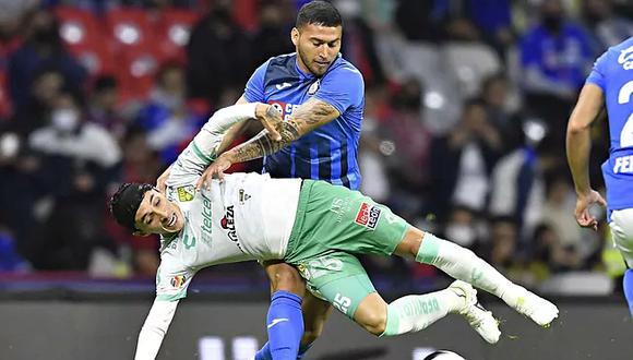 Federación Mexicana de Fútbol castigó a Cruz Azul con un partido sin público por polémico grito de hinchas. (Foto: Agencias)