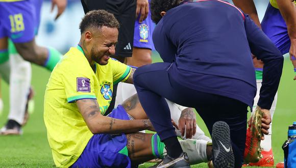 Neymar sufrió una dura entrada en el partido ante Serbia | Foto: REUTERS