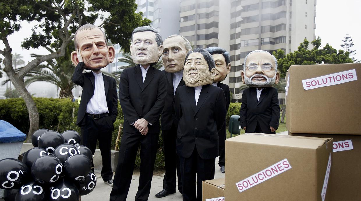 Miraflores: Activistas marchan disfrazados de líderes políticos - 3