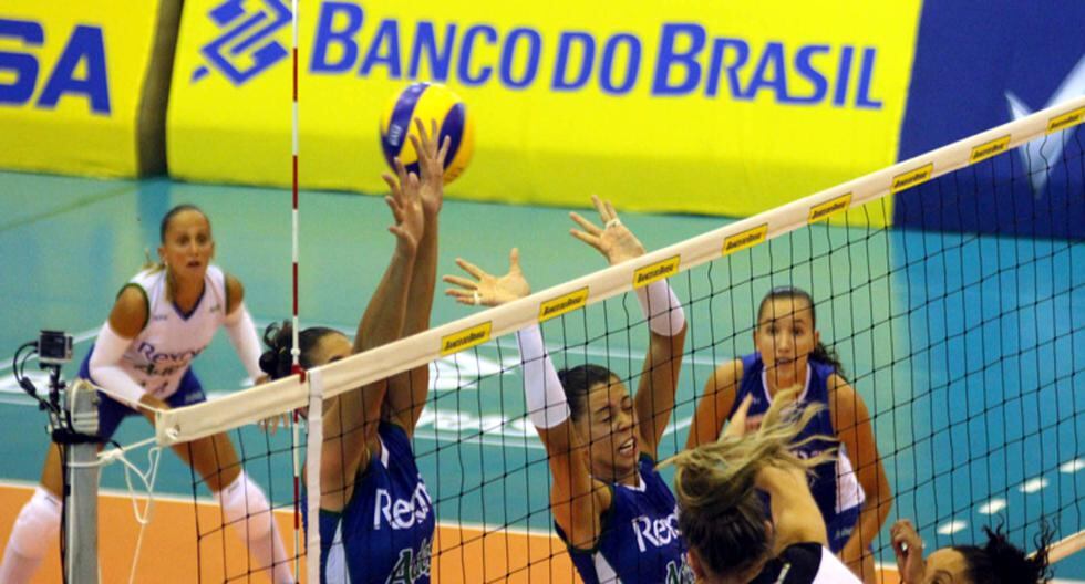 Pinheiros superó a Rexona - Ades en la semifinal de la Copa Brasil 2015. (Foto:CBV)
