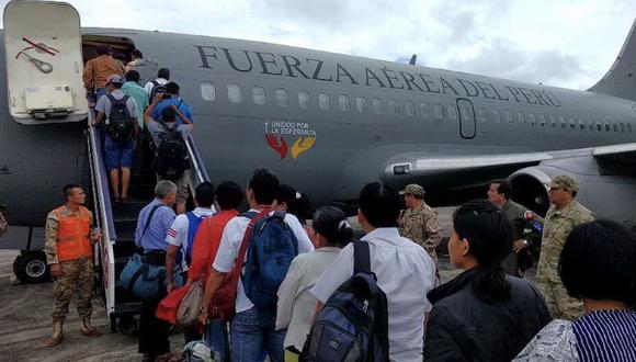 Iquitos: Fuerza Aérea transporta a fieles a Puerto Maldonado. (Foto: FAP)