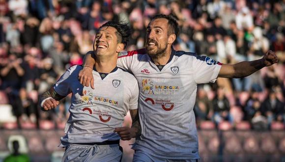 El peruano anotó un doblete con Cagliari y le está dando la clasificación a semifinales. (Foto: Twitter)