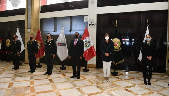 El ministro del Interior ha sido criticado por las sanciones que tuvo cuando fue policía y por haber sido abogado de Perú Libre. (Foto: Mininter)