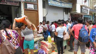 Vraem: largas colas durante todo el día para abastecerse de víveres ante estado de emergencia