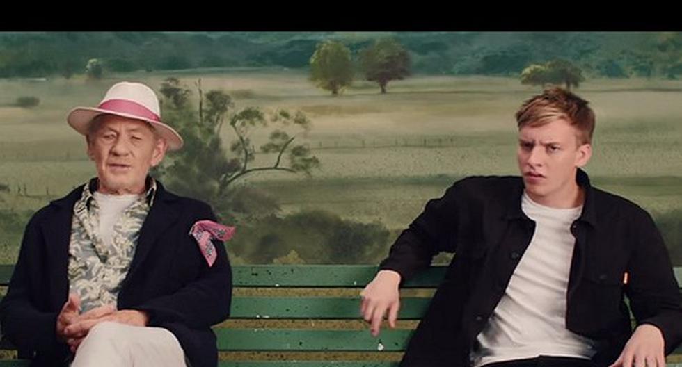 George Ezra y Ian McKellen juntos en un videoclip. (Foto: Captura)