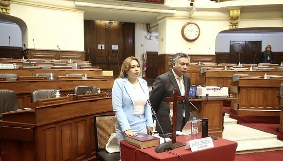 Karelim López se presentó ante la Comisión de Fiscalización