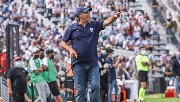 Carlos Bustos se refirió a la victoria de Alianza Lima ante Universitario . (Foto: Liga 1)