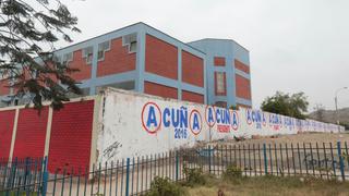 Pamplona: pintan pared de colegio con propaganda de César Acuña