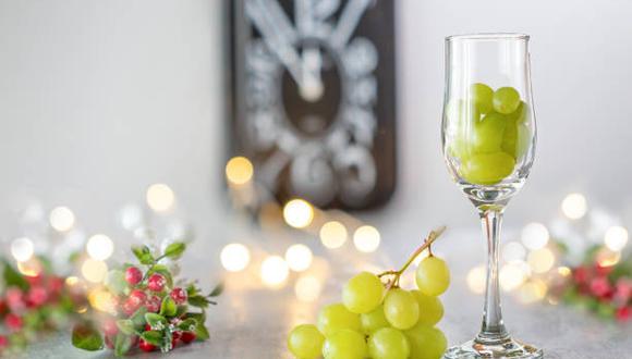 Por qué se come 12 uvas para recibir el Año Nuevo: la creencia que viene desde Europa. (Foto: iStock)
