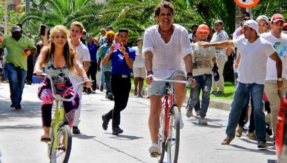Escucha "La bicicleta", lo nuevo de Carlos Vives y Shakira