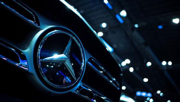 El logotipo de Mercedes-Benz se ve en el 43º Salón Internacional del Automóvil de Bangkok, en Bangkok, Tailandia, el 22 de marzo de 2022.