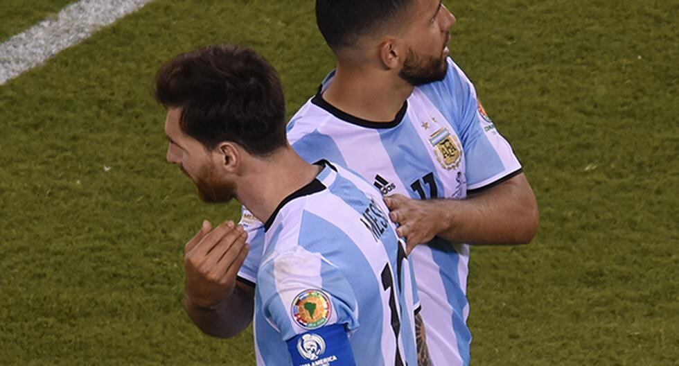 Sergio Agüero habría tomado una decisión con respecto a su continuidad en la Selección Argentina, tras la renuncia de Lionel Messi por perder la Copa América. (Foto: AFP)