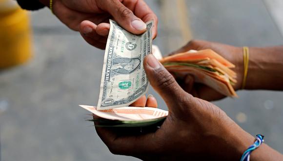Dólar BCV hoy, 12 de marzo: Consulta el precio del dólar en Venezuela | REUTERS/Leonardo Fernandez Viloria/File Photo
