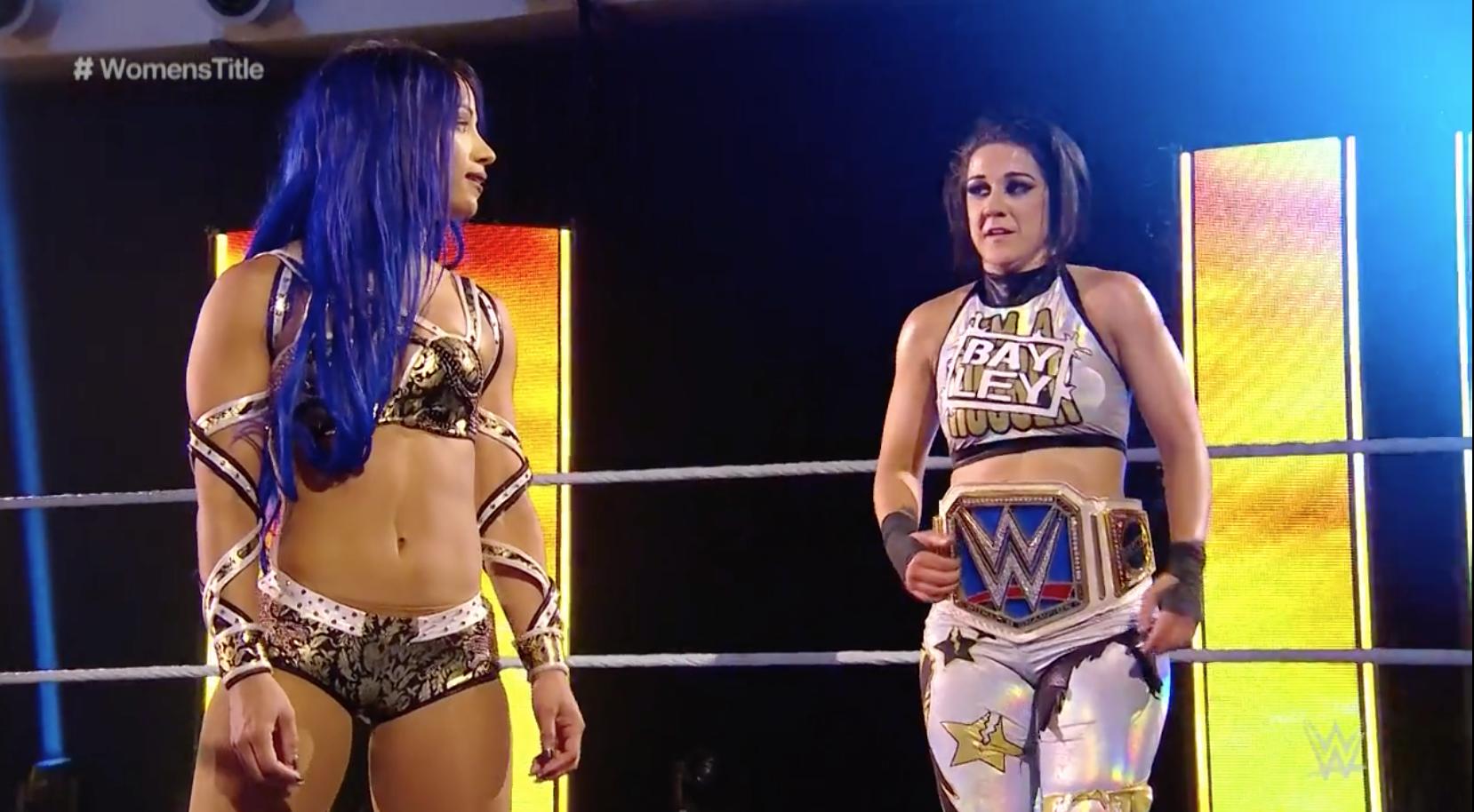 Bayley retuvo su título femenino de SmackDown en un fatal 5 way elimination match