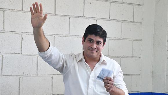 Carlos Alvarado, candidato oficialista a las elecciones presidenciales de Costa Rica. (Foto: AFP/Ezequiel Becerra)