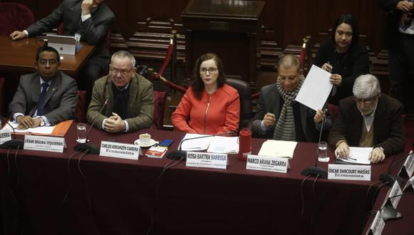 La Comisión de Constitución sesionó este martes desde las 9.30 a.m. por proyecto de ley de adelanto de elecciones. (Foto: Mario Zapata Nieto / GEC)