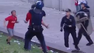 Terrible agresión policial a padre frente a su hijo en Portugal